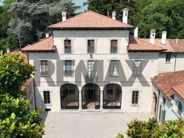 casa indipendente in vendita a Sedriano in zona Roveda