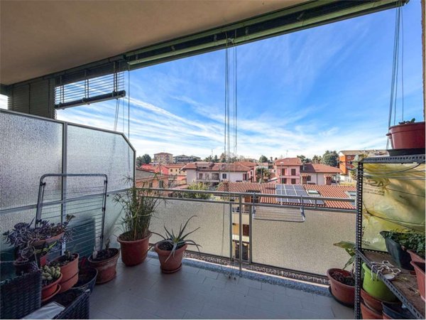 appartamento in vendita a Sedriano in zona Roveda