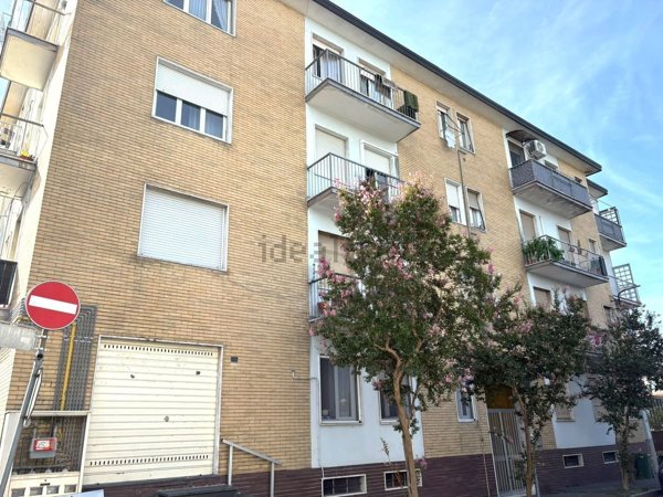 appartamento in vendita a Sedriano in zona Roveda