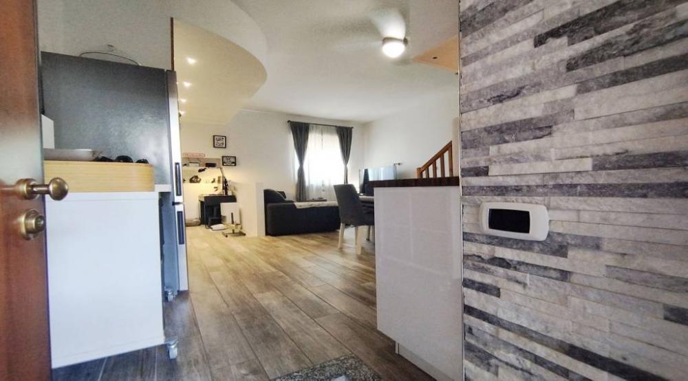 appartamento in vendita a Sedriano in zona Roveda