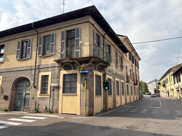 appartamento in vendita a Sedriano in zona Roveda