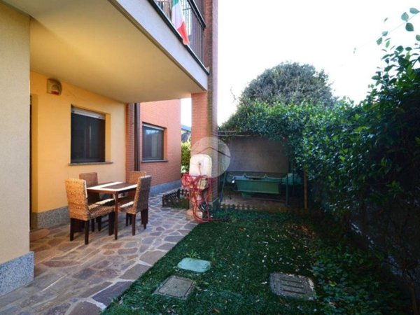 appartamento in vendita a Sedriano in zona Roveda