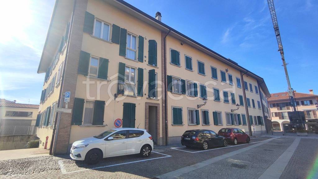 appartamento in vendita a Sedriano in zona Roveda