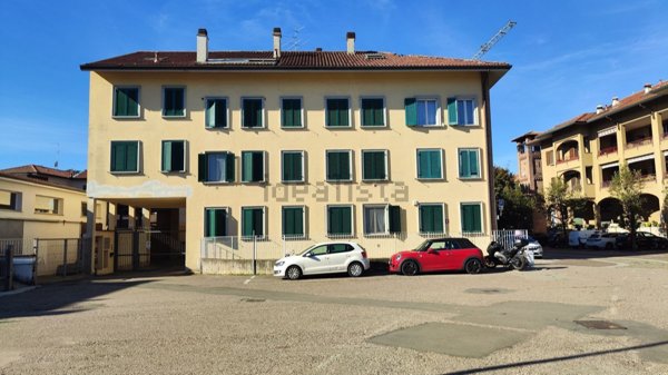 appartamento in vendita a Sedriano in zona Roveda