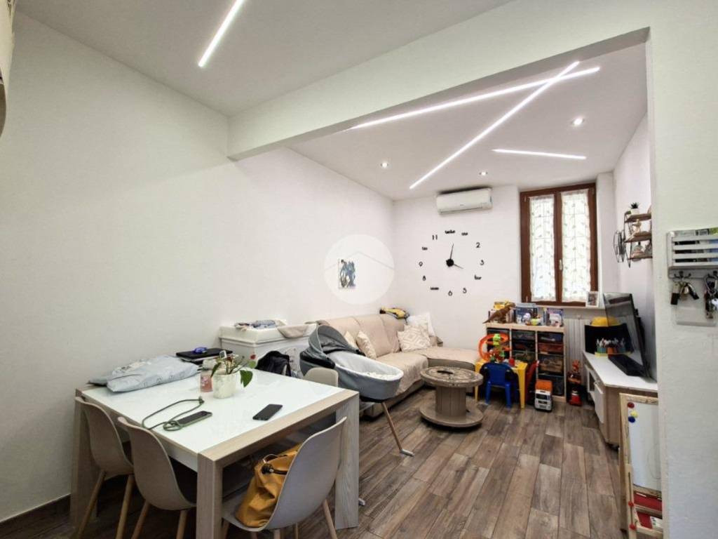 appartamento in vendita a Sedriano in zona Roveda