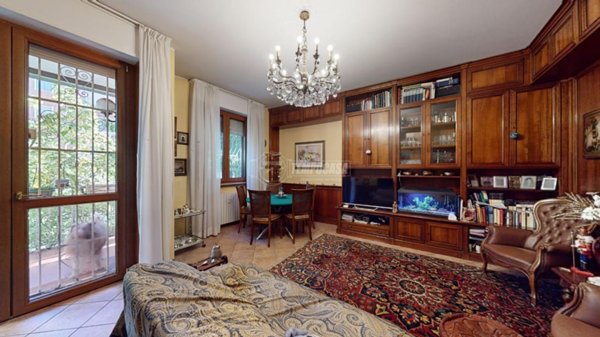 appartamento in vendita a Segrate in zona Rovagnasco