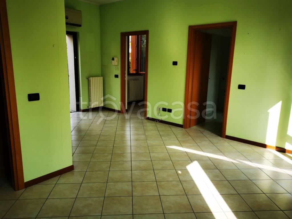appartamento in vendita a Segrate in zona Rovagnasco