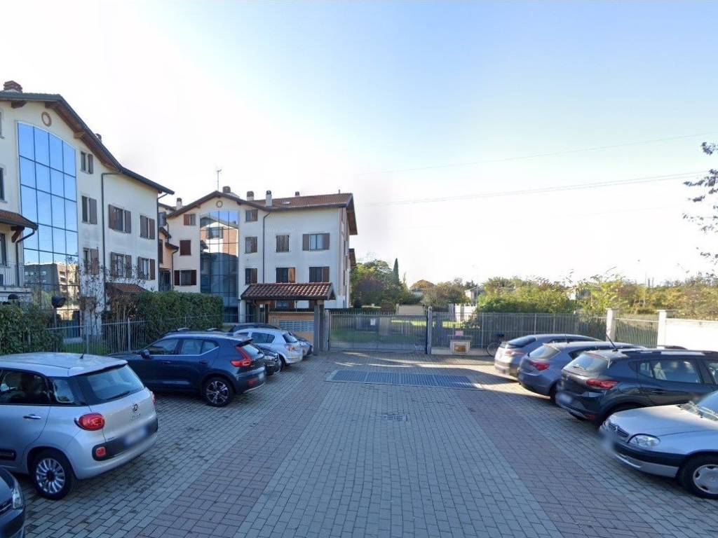 casale in vendita a Segrate
