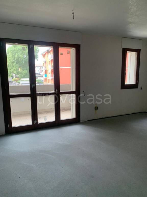 appartamento in vendita a Segrate in zona Novegro