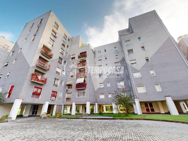 appartamento in vendita a Segrate in zona Rovagnasco