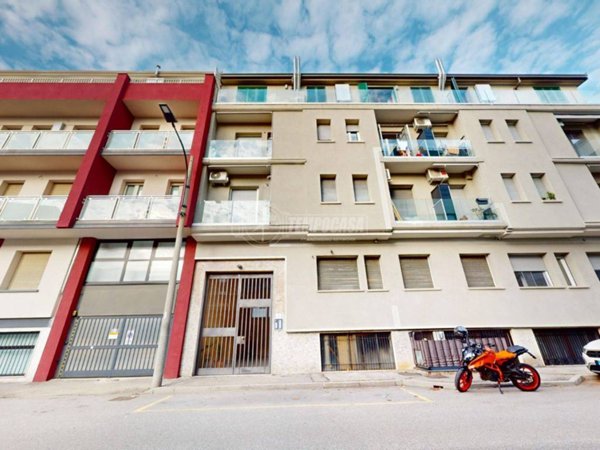 appartamento in vendita a Segrate in zona Novegro