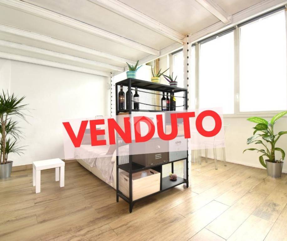 appartamento in vendita a Segrate in zona Novegro