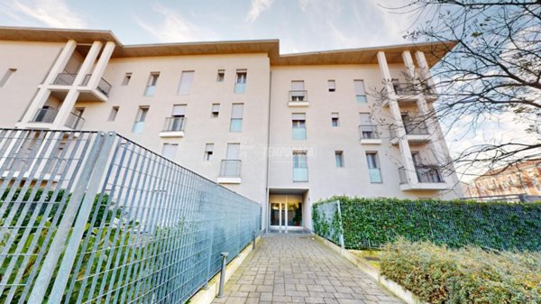 appartamento in vendita a Segrate in zona Redecesio