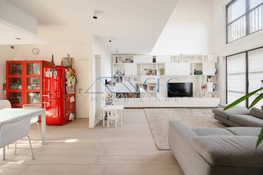casa indipendente in vendita a Segrate
