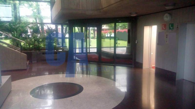 intera palazzina in vendita a Segrate