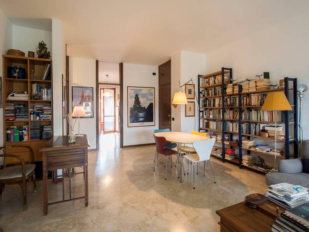 appartamento in vendita a Segrate in zona Milano 2