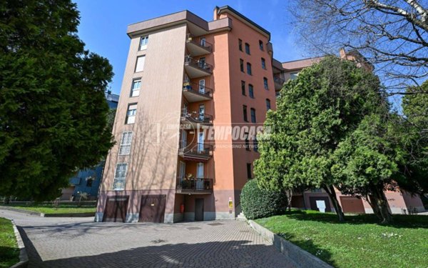 appartamento in vendita a Segrate in zona Milano 2