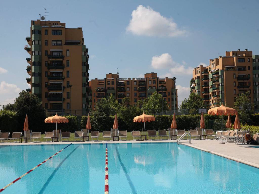 appartamento in vendita a Segrate in zona Novegro