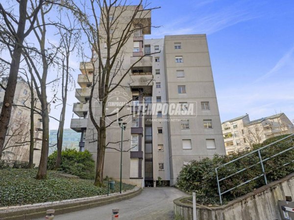 appartamento in vendita a Segrate in zona Novegro