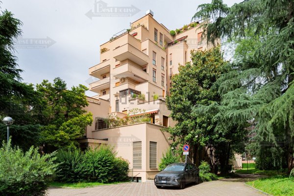appartamento in vendita a Segrate in zona Milano 2