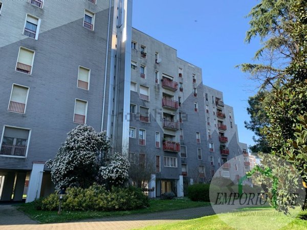 appartamento in vendita a Segrate in zona Rovagnasco