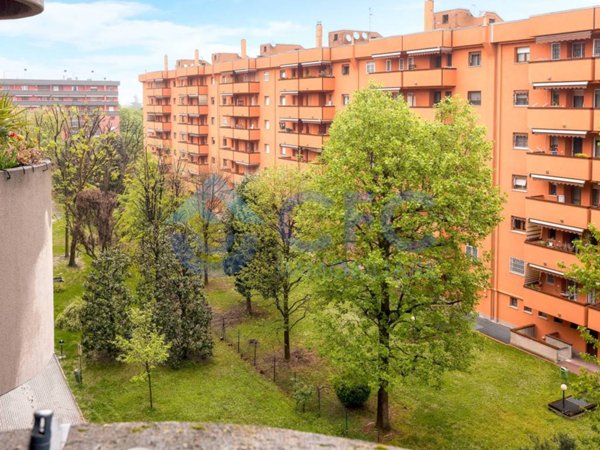 appartamento in vendita a Segrate in zona Rovagnasco
