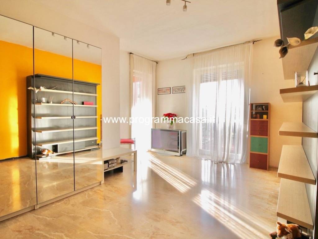 appartamento in vendita a Segrate in zona Lavanderie