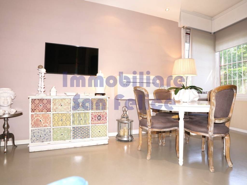 appartamento in vendita a Segrate in zona Novegro