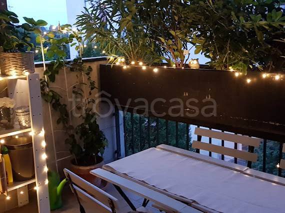 appartamento in vendita a Segrate in zona Lavanderie