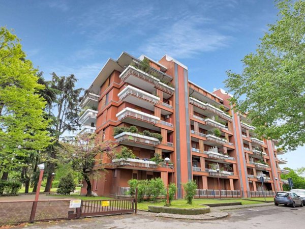 appartamento in vendita a Segrate in zona Milano 2