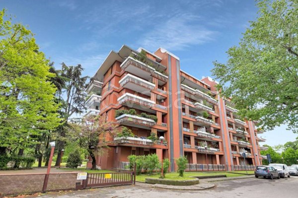 appartamento in vendita a Segrate in zona Milano 2