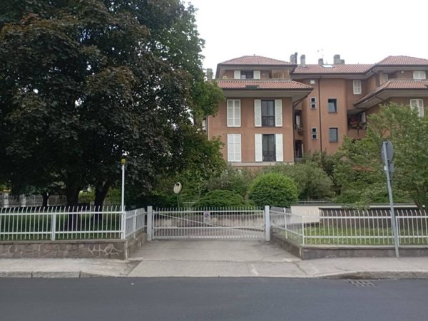 casale in vendita a Segrate