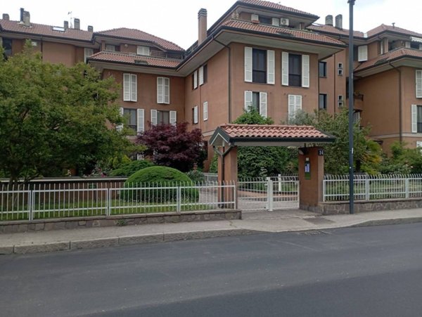 casale in vendita a Segrate