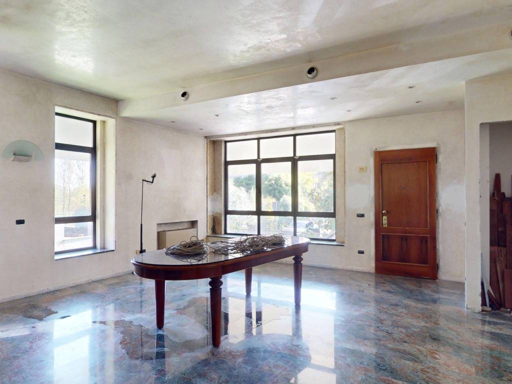 casa indipendente in vendita a Segrate