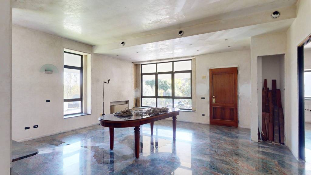 casa indipendente in vendita a Segrate