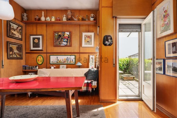 casa indipendente in vendita a Segrate