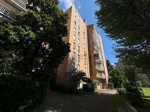 appartamento in vendita a Segrate in zona Milano 2