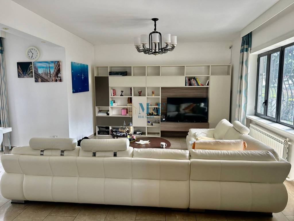 casa indipendente in vendita a Segrate