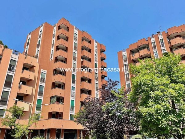 appartamento in vendita a Segrate in zona Lavanderie