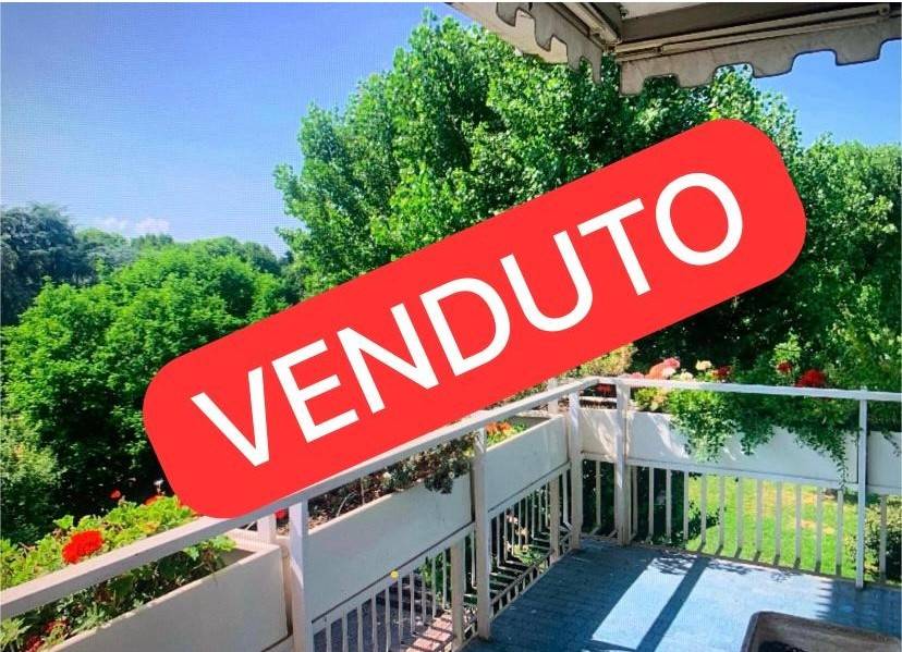 appartamento in vendita a Segrate in zona Milano 2