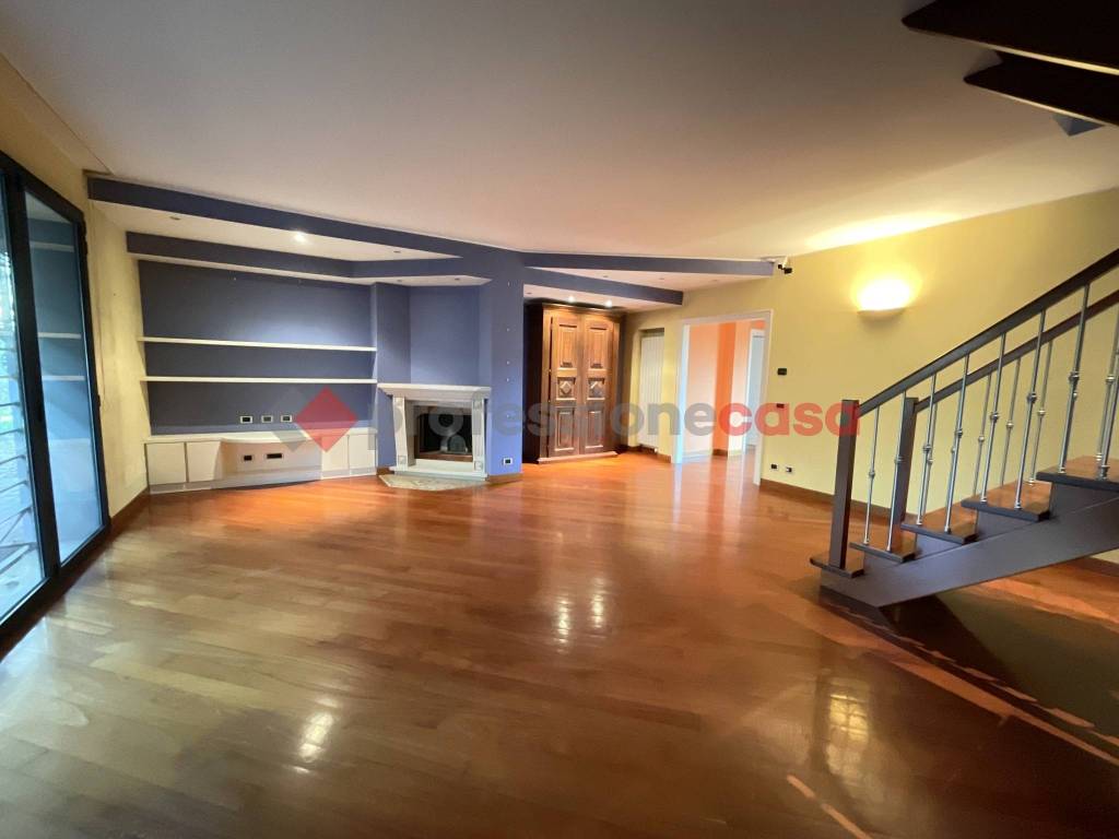 casa indipendente in vendita a Segrate