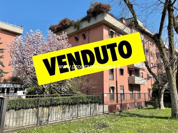appartamento in vendita a Segrate in zona Rovagnasco