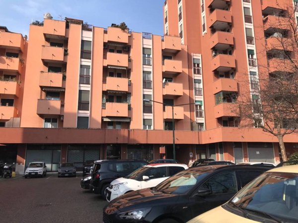 appartamento in vendita a Segrate in zona Redecesio