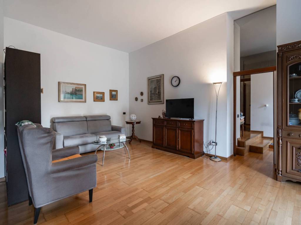 appartamento in vendita a Segrate in zona Milano 2