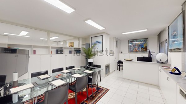 ufficio in vendita a Segrate