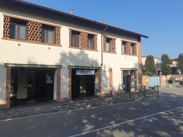 negozio in vendita a Segrate