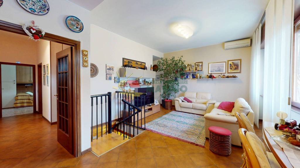 casa indipendente in vendita a Segrate