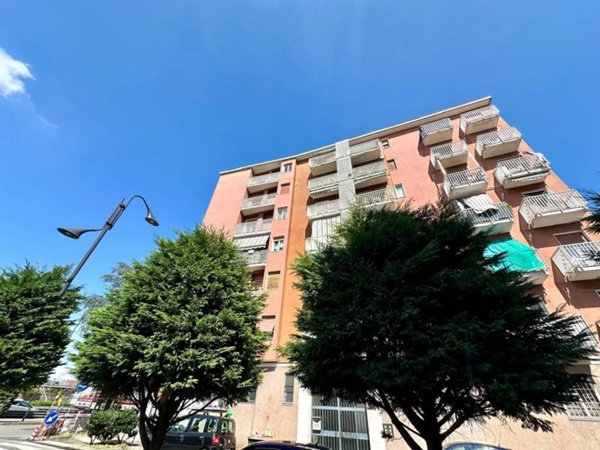 appartamento in vendita a Segrate in zona Lavanderie