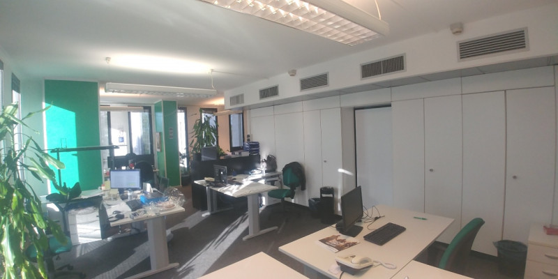 ufficio in vendita a Segrate