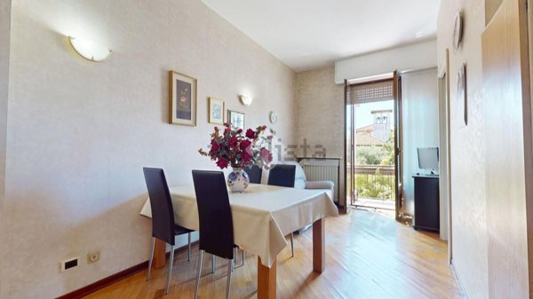 appartamento in vendita a Segrate in zona Redecesio